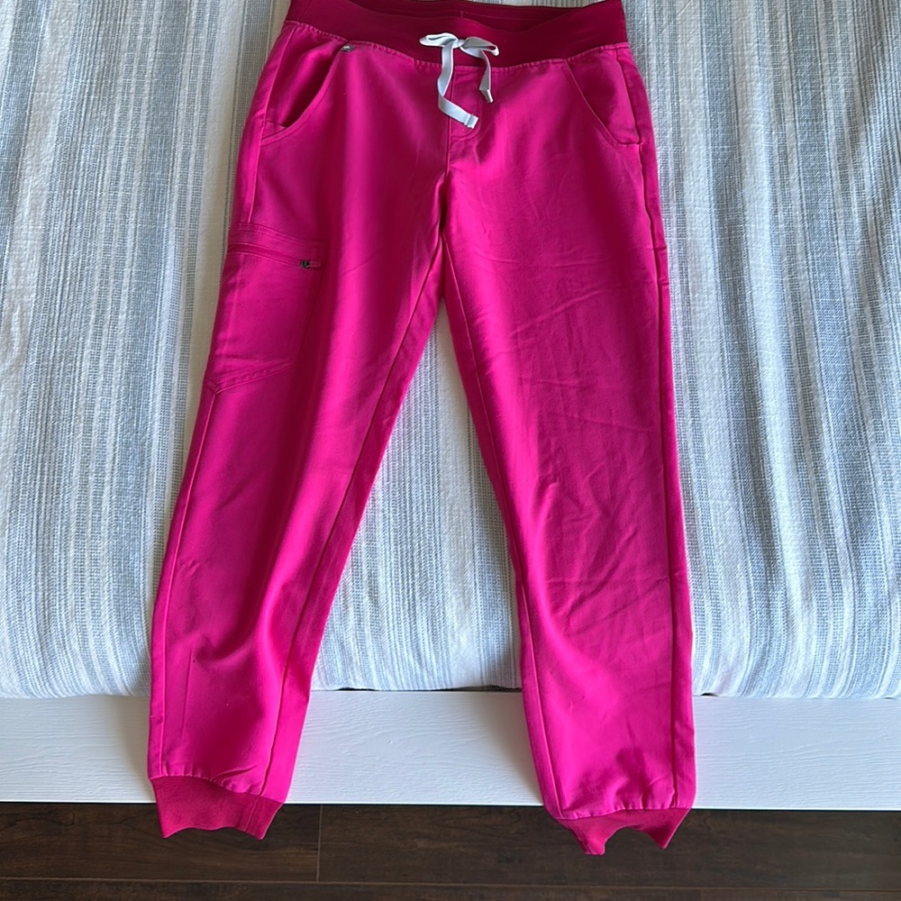 FIGS Scrubs Small Shocking Pink Zamora Jogger